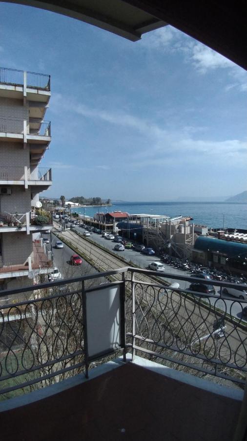 B&B Il Mappamondo Messina Luaran gambar